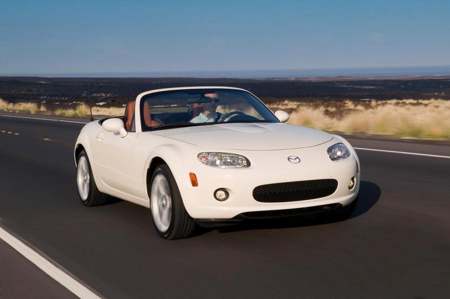  Mazda MX-5 Roadster Coupe 2006 года  (фото 102 из 212)
